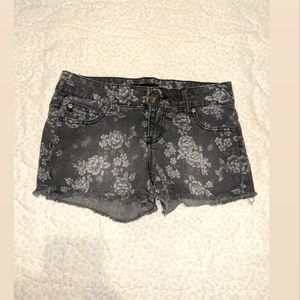 CP Jeans | Size 3 | Dark Wash Denim Shorts